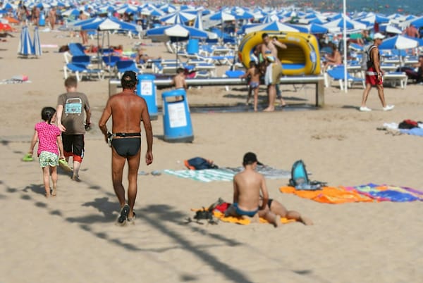Summer 2025 Scam Alert: Protect Yourself from Seasonal Fraud