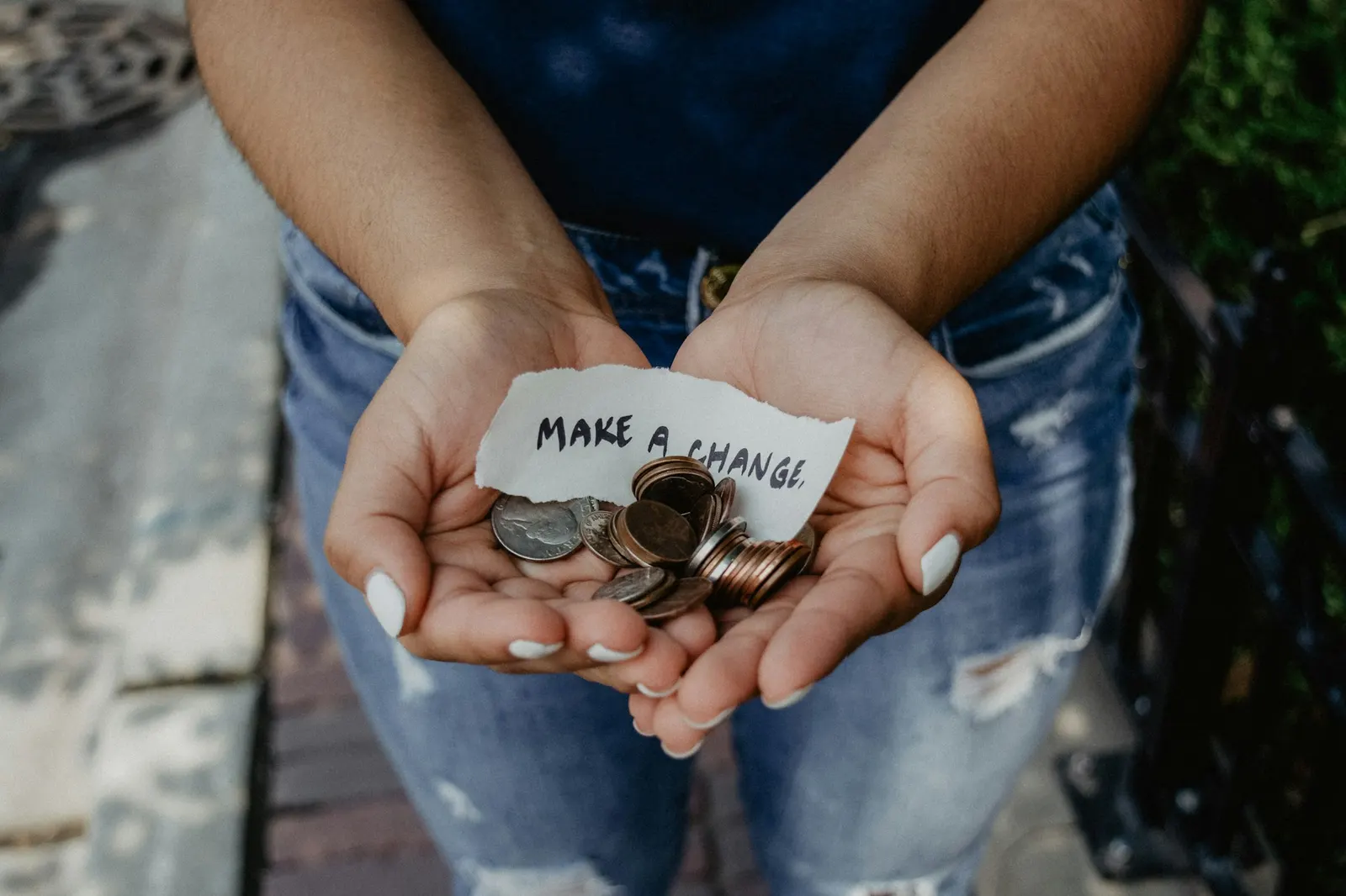 Charity Donation Scams: Unmasking Fake Crowdfunding Campaigns and Holiday Fraud